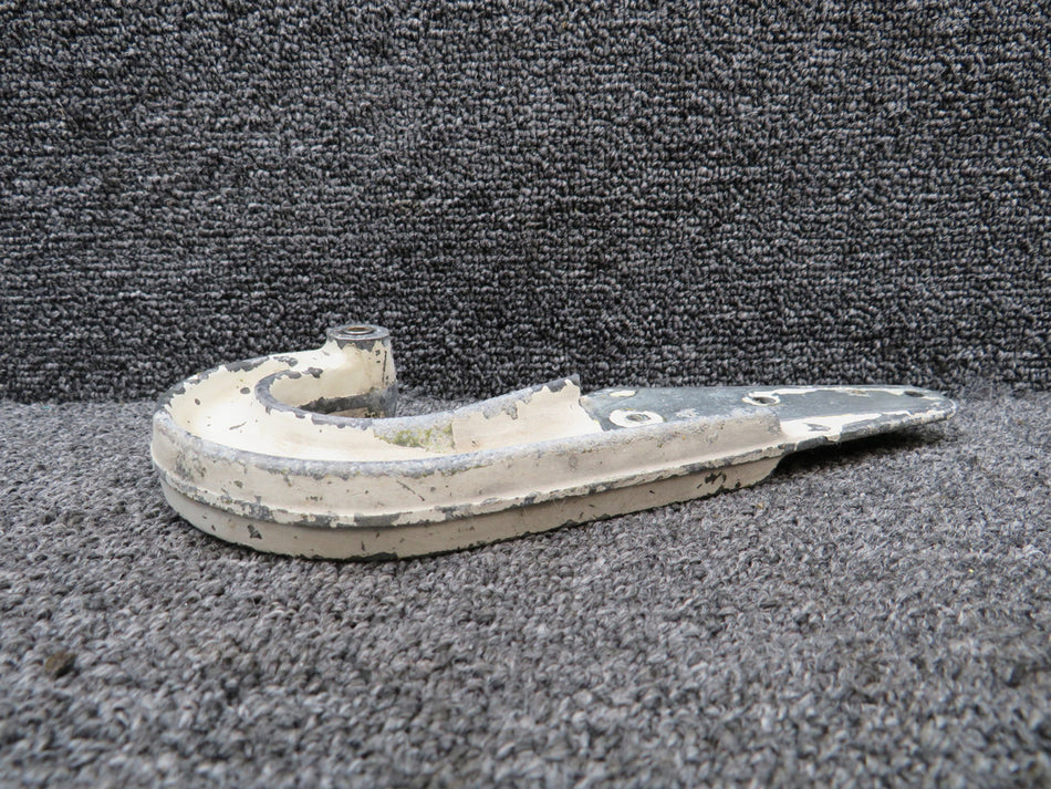 0826005-4 Cessna 411 Main Gear Door Hinge (Corroded Edges, Worn)