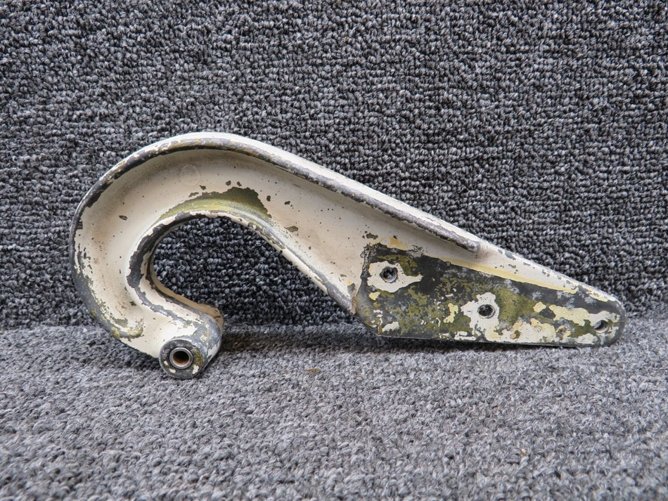 0826005-4 Cessna 411 Main Gear Door Hinge (Corroded Edges, Worn)