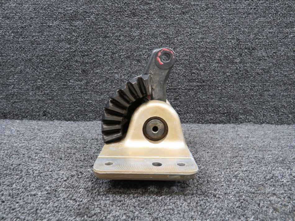 2081002-4, 2081001-10 Cessna 177RG Main Gear Bevel Support w Gear & Arm (Worn)