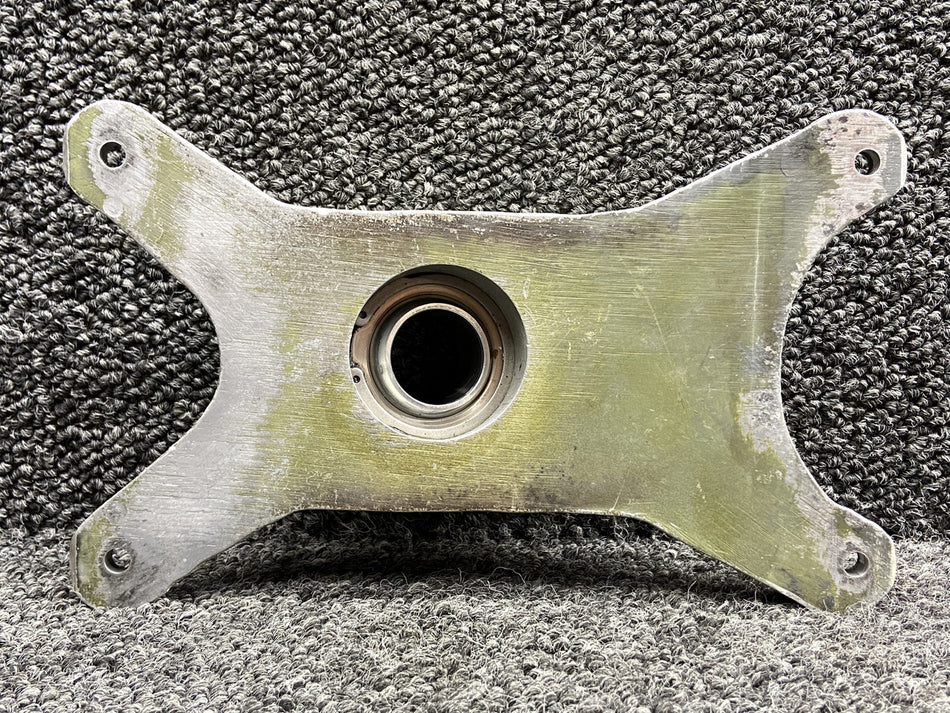 39499-002 (Casting#: 39498-2) Piper PA34-220T Forward Main Gear Trunnion LH