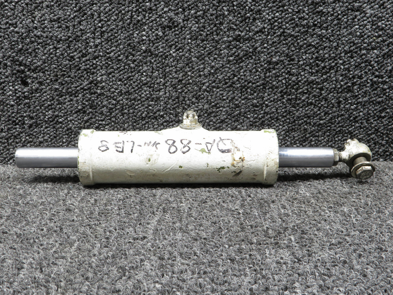 50-820004 Beech Queen Air Nose Gear Shimmy Dampener with Piston