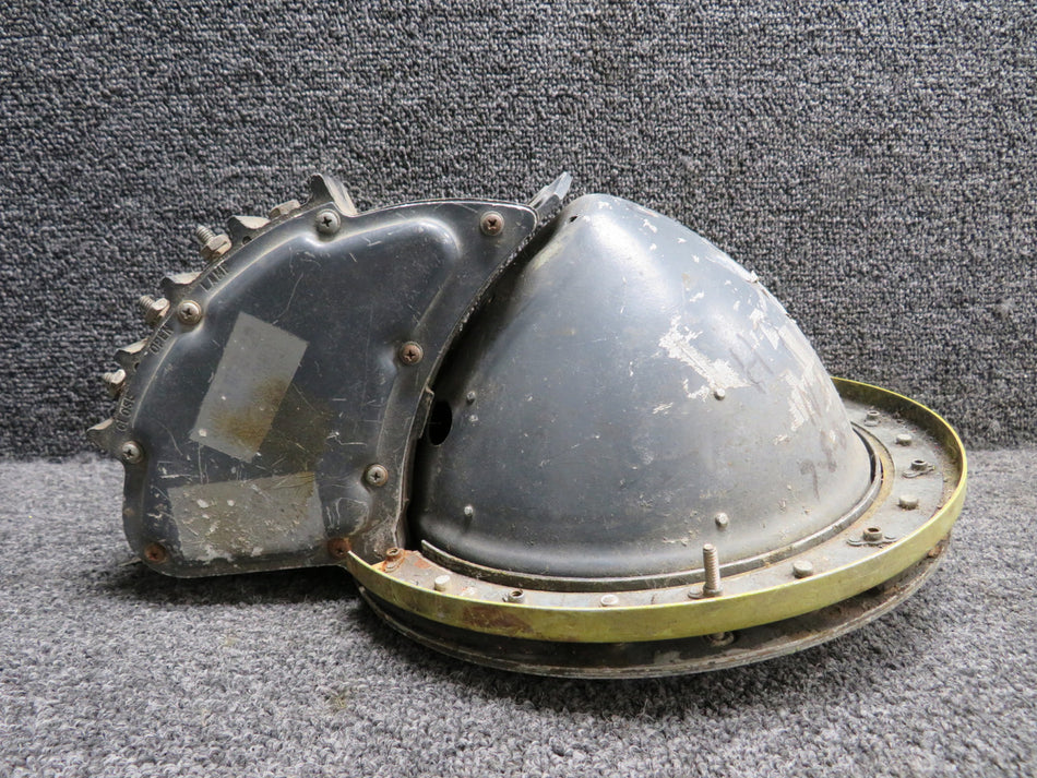 G-3600A-1 (Alt: 101A-88101-1) Grimes Landing Light (Minus Bulb and Lens) (Worn)