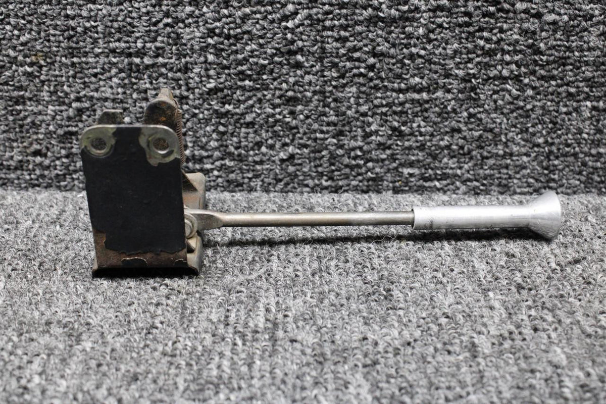 Piper Aircraft Parts 19837-000 Piper PA23-250 Auxiliary Door Lock Assembly