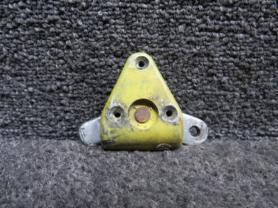 22615-000 Piper PA23-250 Forward Baggage Door Lock Arm Assembly Aft