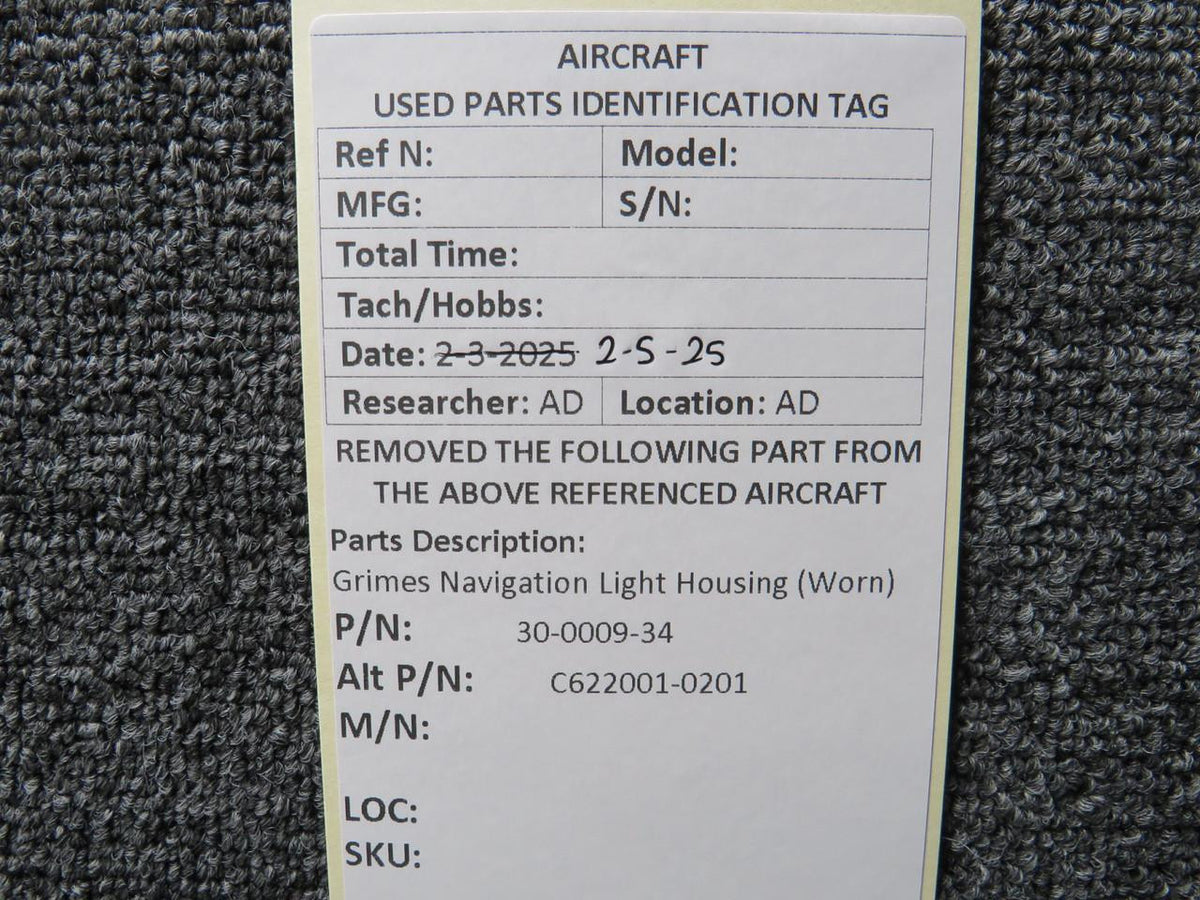 Grimes 30-0009-34 (Alt: C622001-0201) Grimes Navigation Light Housing (Worn)
