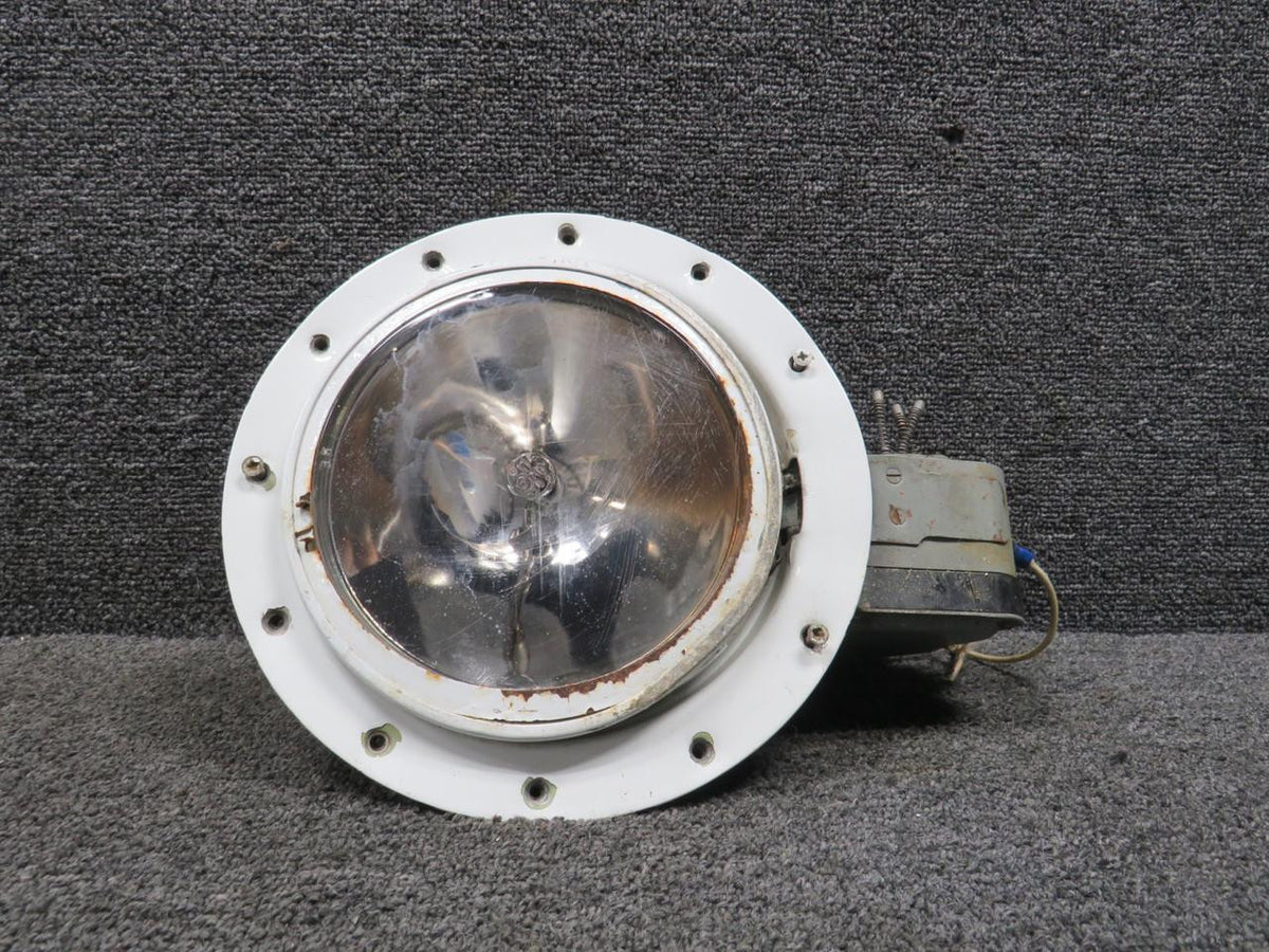 Cessna Aircraft Parts 0870132-1 Cessna 401 Electric Landing Light Assembly (Minus Power Unit) (Worn)