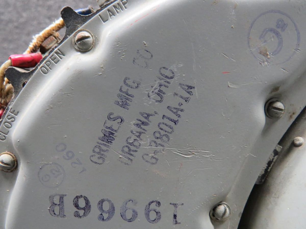 Grimes G-3801A-1A Grimes Electric Landing Light Assembly (Minus Power Unit) (Worn Face)