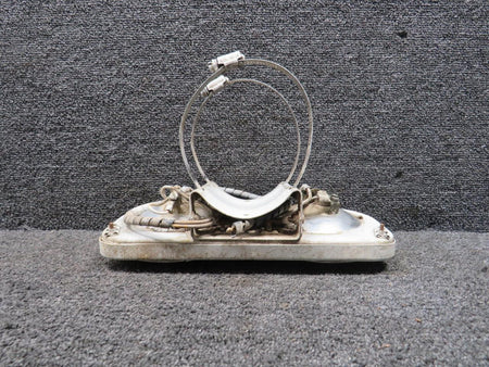 Piper Aircraft Parts 43048-000 Piper PA-31T Landing Light Assembly with Bulbs (Worn Paint)