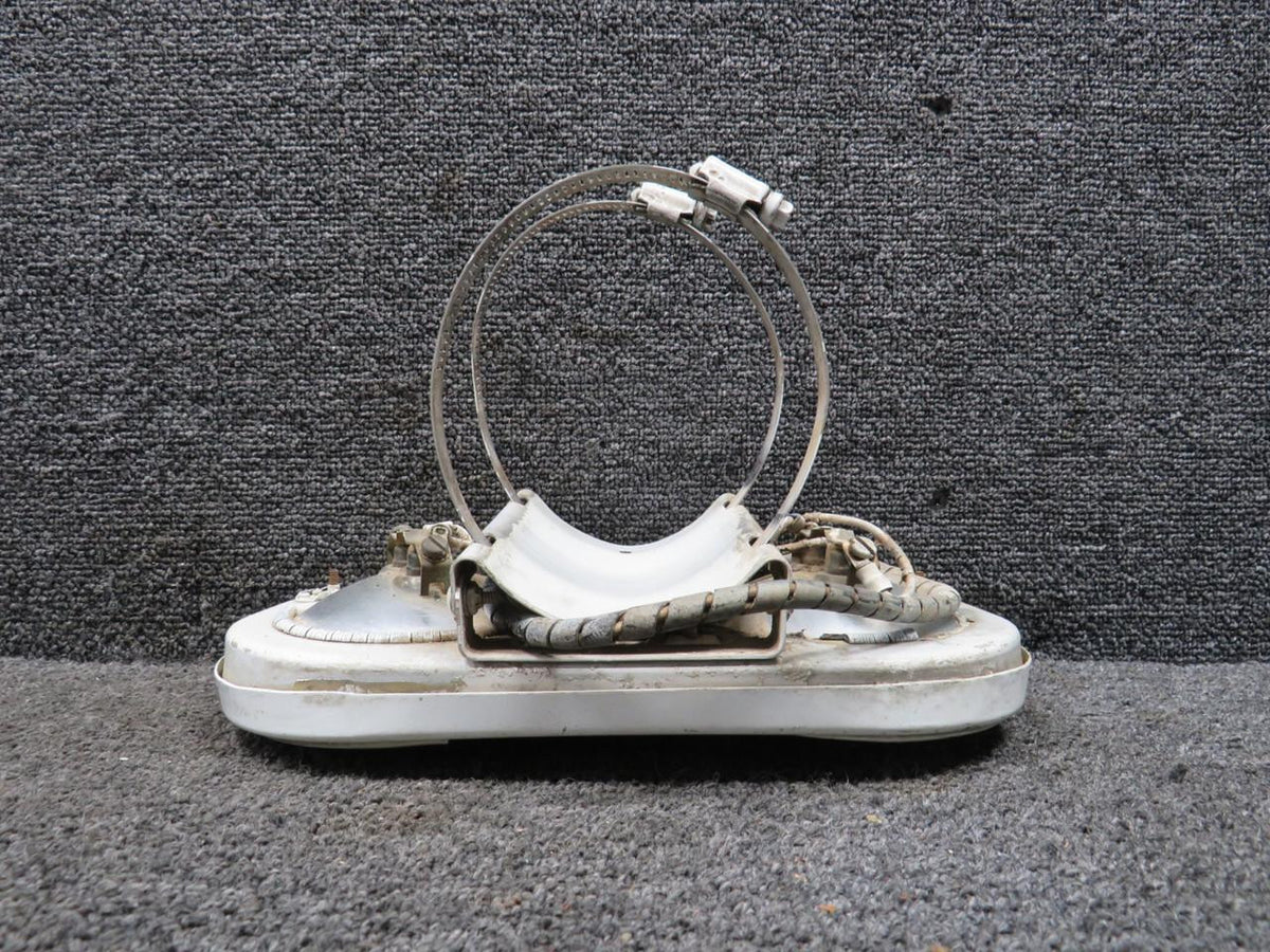 Piper Aircraft Parts 43048-000 Piper PA-31T Landing Light Assembly with Bulbs (Worn Paint)