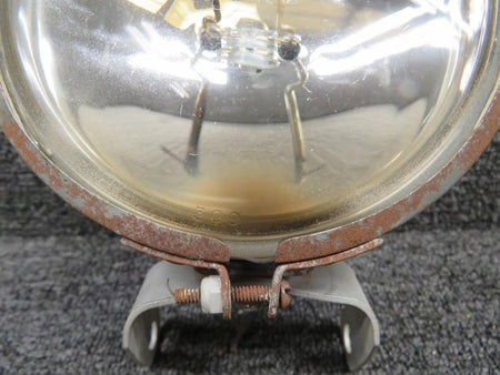 Cessna Aircraft Parts 0842215-8 Cessna 401 Taxi Light (Damaged Canopy, Rusted Retainer)