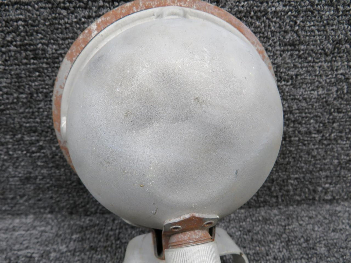 Cessna Aircraft Parts 0842215-8 Cessna 401 Taxi Light (Damaged Canopy, Rusted Retainer)