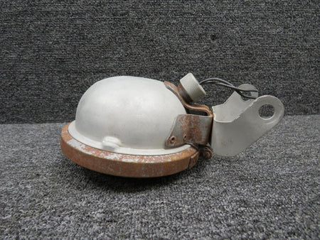 Cessna Aircraft Parts 0842215-8 Cessna 401 Taxi Light (Damaged Canopy, Rusted Retainer)