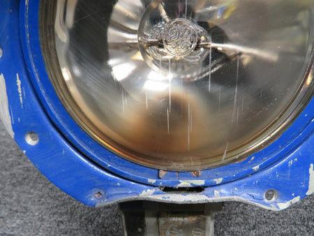 Grimes G-3600A-1 Grimes Landing Light without Power Unit (Damaged, Bent Retainer)