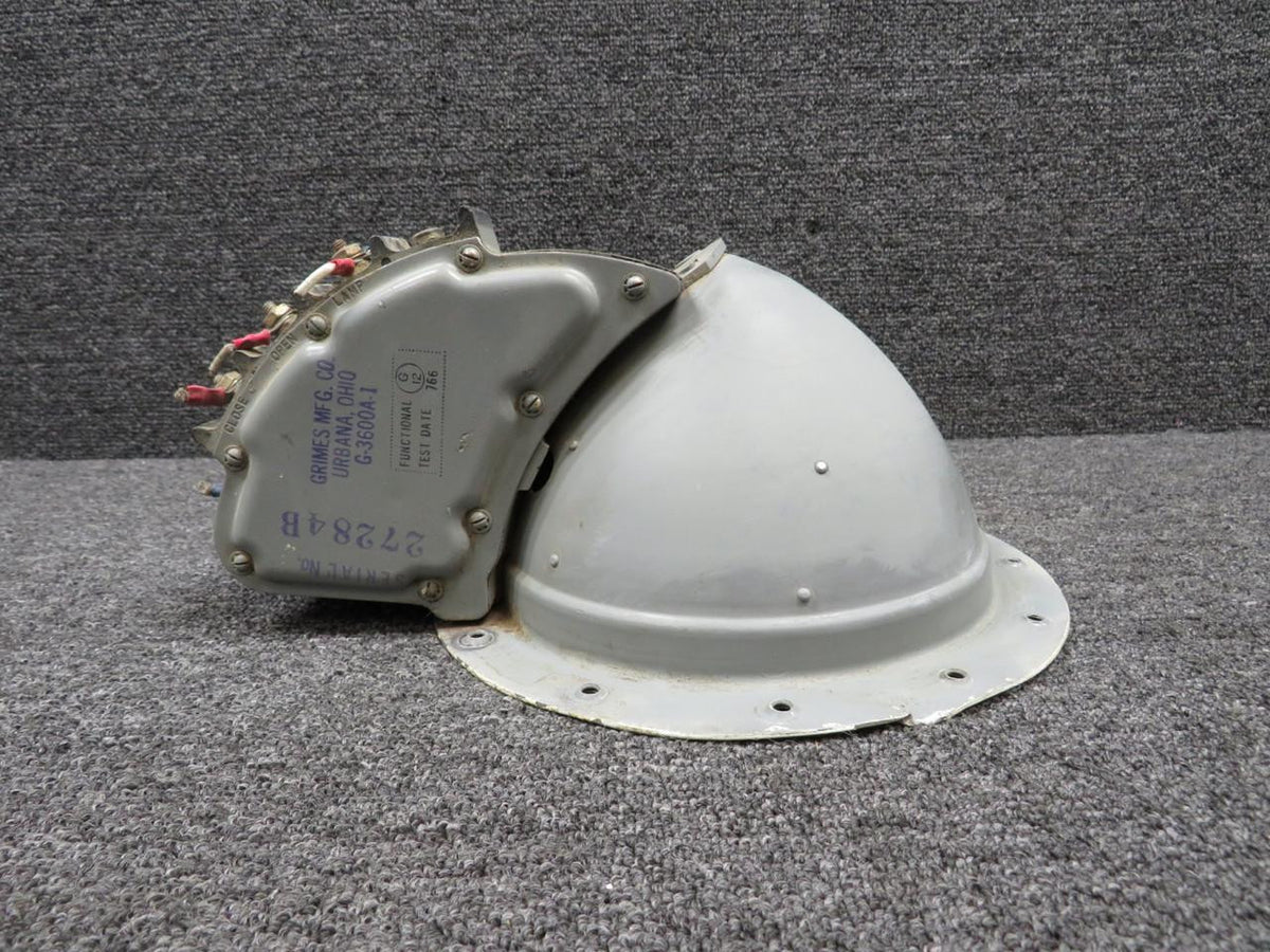 Grimes G-3600A-1 Grimes Landing Light without Power Unit (Damaged, Cracked Retainer)