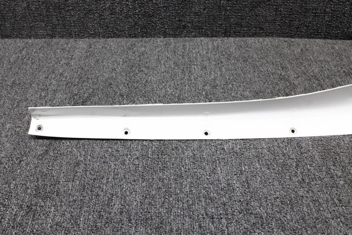 Piper Aircraft Parts 16574-000 Piper PA23-250 Wing Root Fairing Upper LH (White, Minor Dents)