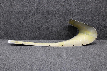 Piper Aircraft Parts 16574-001 Piper PA23-250 Wing Root Fairing Upper RH (White, Minor Dents)