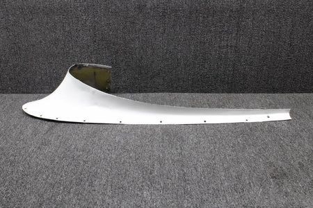 Piper Aircraft Parts 16574-001 Piper PA23-250 Wing Root Fairing Upper RH (White, Minor Dents)