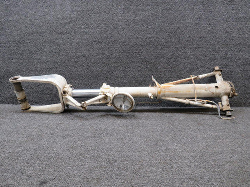 0842000-77, 0842000-30 Cessna 310N Nose Gear Strut Assy with Yoke (Rust & Wear)