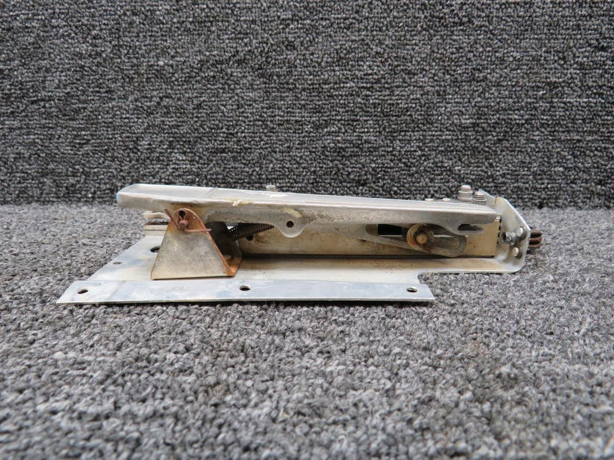 Cessna Aircraft Parts 1717039-1 Cessna Cabin Door Latch Assembly LH (Worn Bracket, Slight Rust)