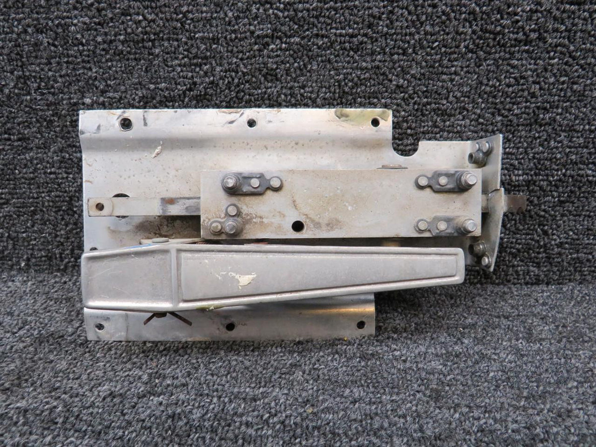 Cessna Aircraft Parts 1717039-1 Cessna Cabin Door Latch Assembly LH (Worn Bracket, Slight Rust)