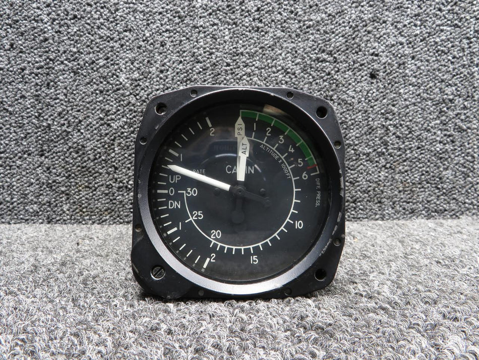 United Instruments 3300-J39 United Instruments Inc Tri-Cabin Indicator