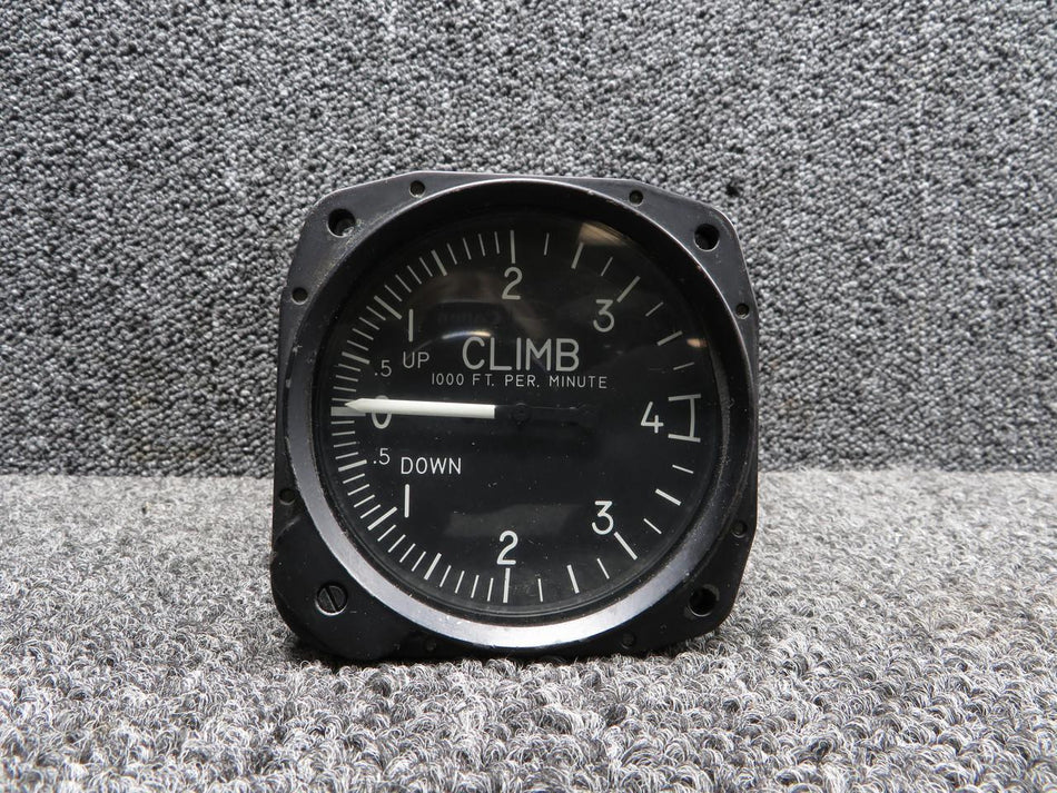 United Instruments 7040 United Instruments Type III Vertical Speed Indicator (Code: C.11)