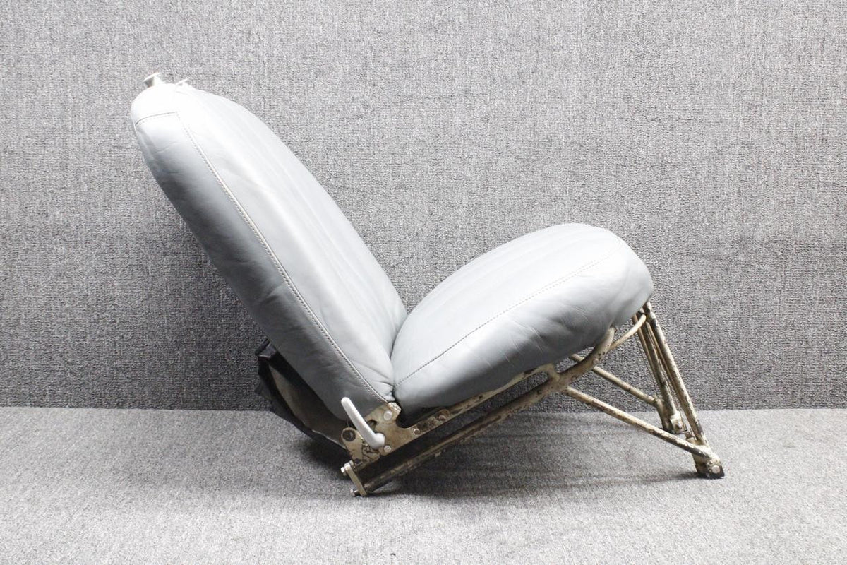 Piper Aircraft Parts 19934-002 Piper PA23-250 Pilot Seat Assembly (Rails: 9”)