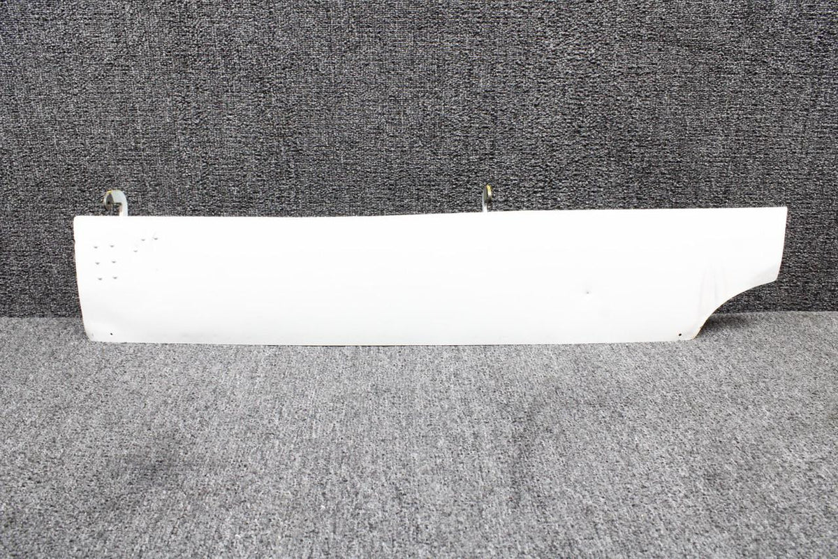 Piper Aircraft Parts 17792-000 Piper PA23-250 Main Gear Door LH Inboard (Cracked)