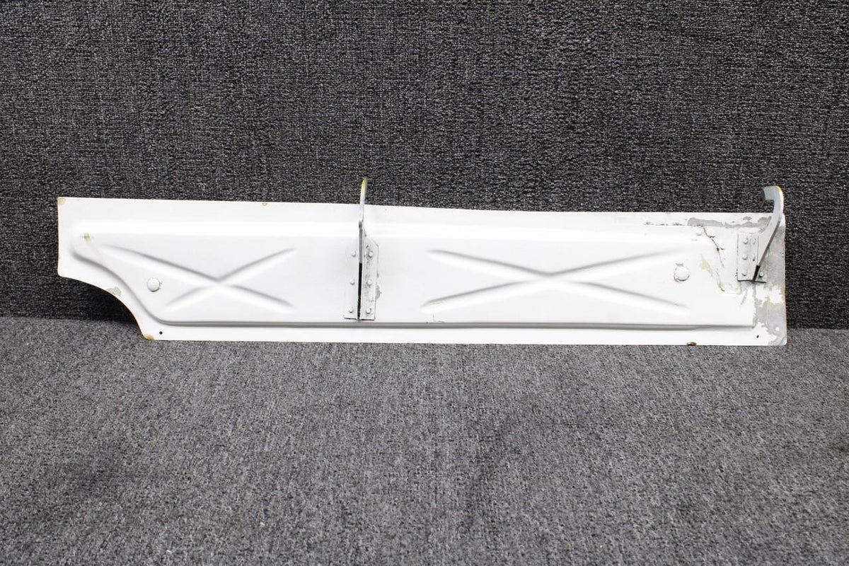 Piper Aircraft Parts 17792-000 Piper PA23-250 Main Gear Door LH Inboard (Cracked)
