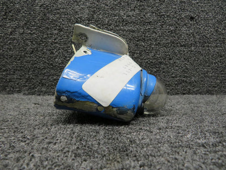 Cessna Aircraft Parts 0433006-4 (FSO: C622001-0103) Cessna Navigation Tail Light Assembly (Worn)