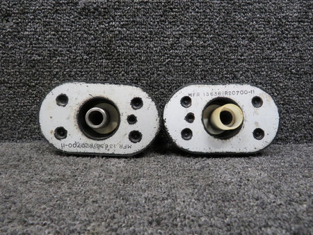 Barry Controls R20700-11 Barry Engine Mount Vibration Isolator Assembly (Worn Rubber)