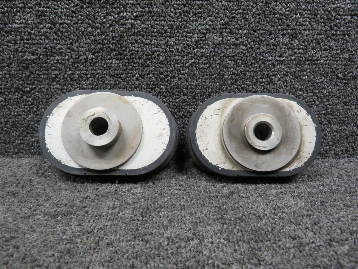 Barry Controls R20700-11 Barry Engine Mount Vibration Isolator Assembly (Worn Rubber)