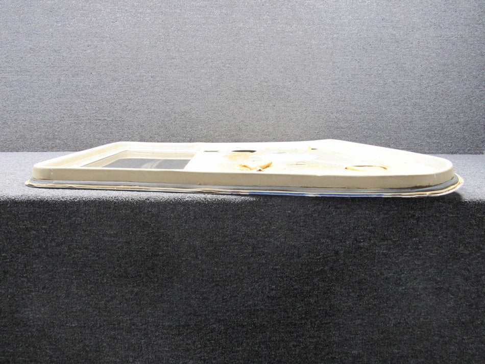 0511460-2 Cessna 172D Cabin Door Structure Assembly RH (Worn)