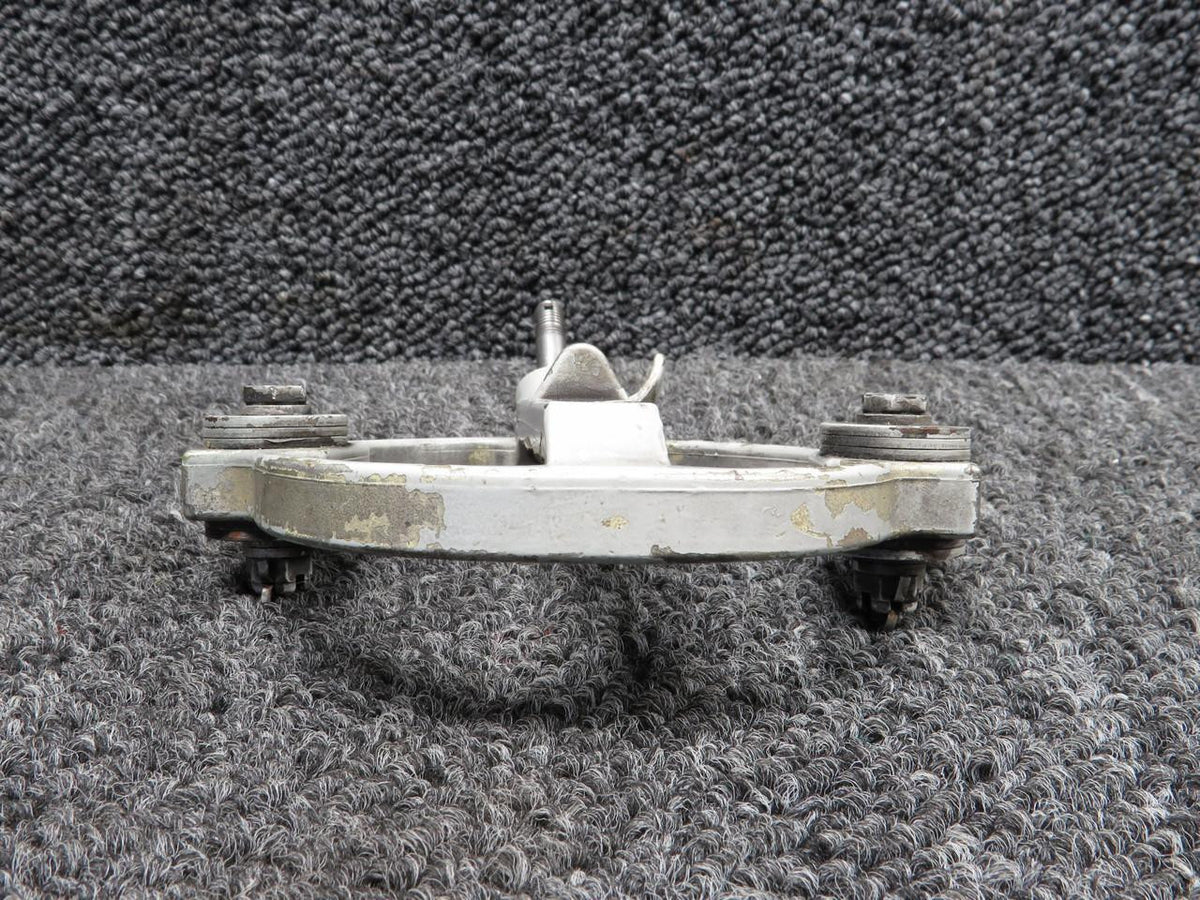Bell 206-011-809-005 Bell 206BIII Pitch Horn Assembly (Chipped Paint)