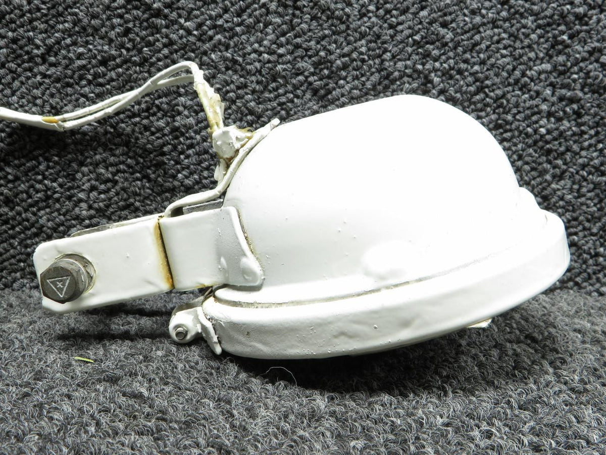 Soderberg S1932 (Alt: 90-384040-1) KA-B200 Soderberg Lamp Housing (Diffused Lens)(Damaged)