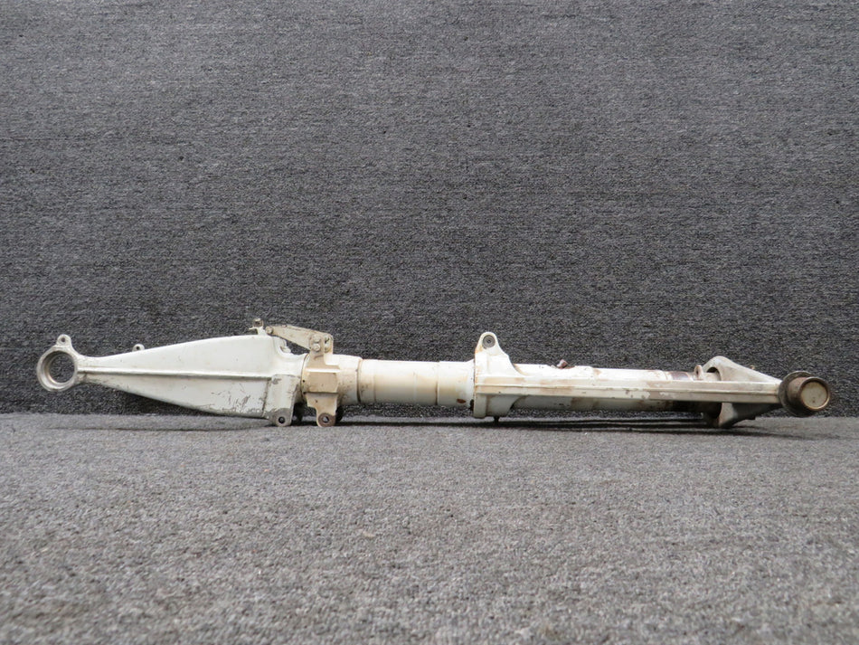 5842000-214, 5842000-213 Cessna 401A Nose Gear Strut (Minus Links) (Worn)