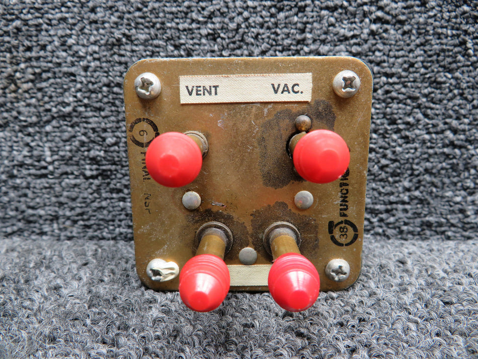 1G5-4 Airborne Gyro Suction Indicator (Some Wear)