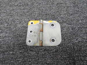 0411579-9 Cessna 150F Cabin Door Middle Hinge Assembly LH (Rusted)