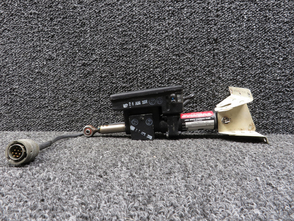 1092TH100-43 Aero Space Controls Flap Actuator Assembly