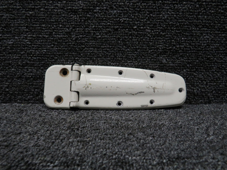 0711037-19, 0711037-21 Cessna 206F Cabin Door Lower Hinge Assembly LH