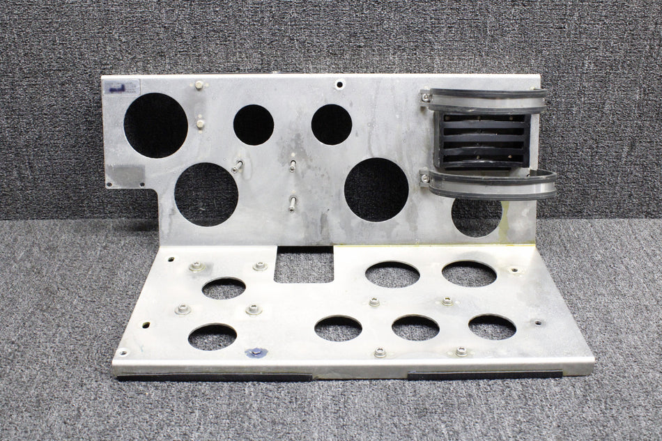 X11-0010-01 (Alt: D60-9029-13-01) Diamond DA42-NG Hydraulic Pack Base Plate