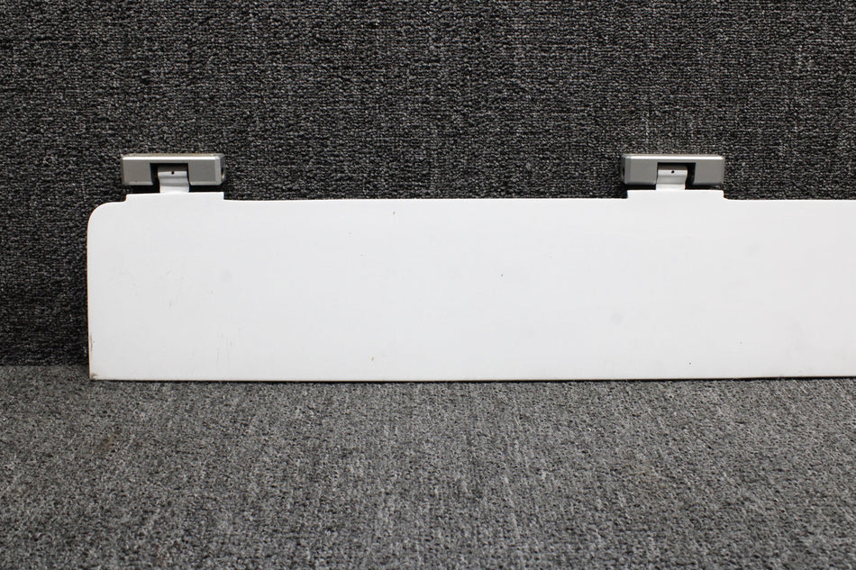 D60-5283-52-00 Diamond DA42-NG Nose Gear Door Assembly RH with Bearings