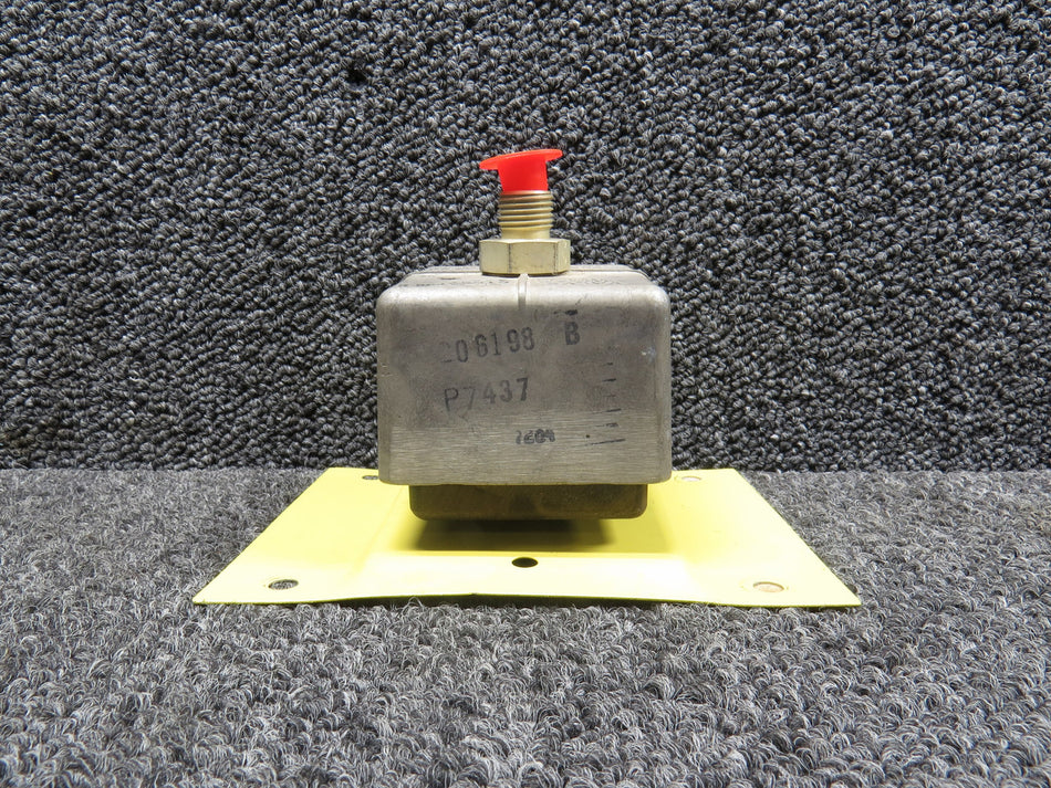 9914107-1 Cessna C-650 Carter Co. Fuselage Fuel Tank Valve