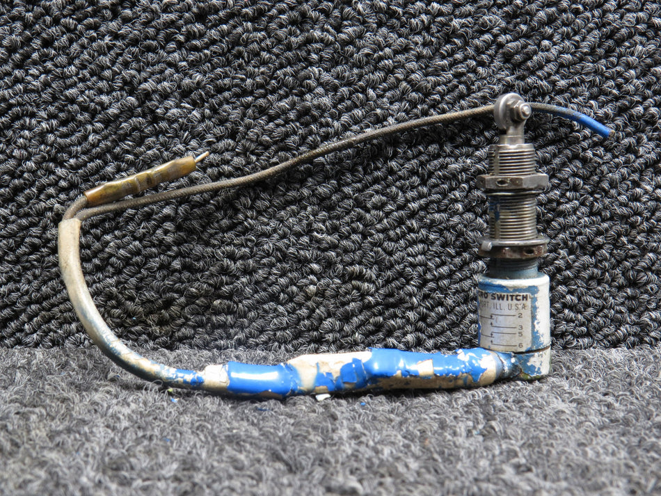 MS27240-3 Learjet L-24B Speed Micro Control Switch