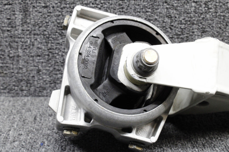 D64-7126-27-40-1 Diamond DA42-NG Austro E4B Engine Shock Mount Assembly Fwd LH