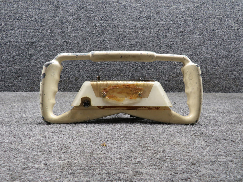 0861310-1 Cessna 310F Control Wheel and Tube Assembly (Worn)(L: 18.75)(Dia: .75)