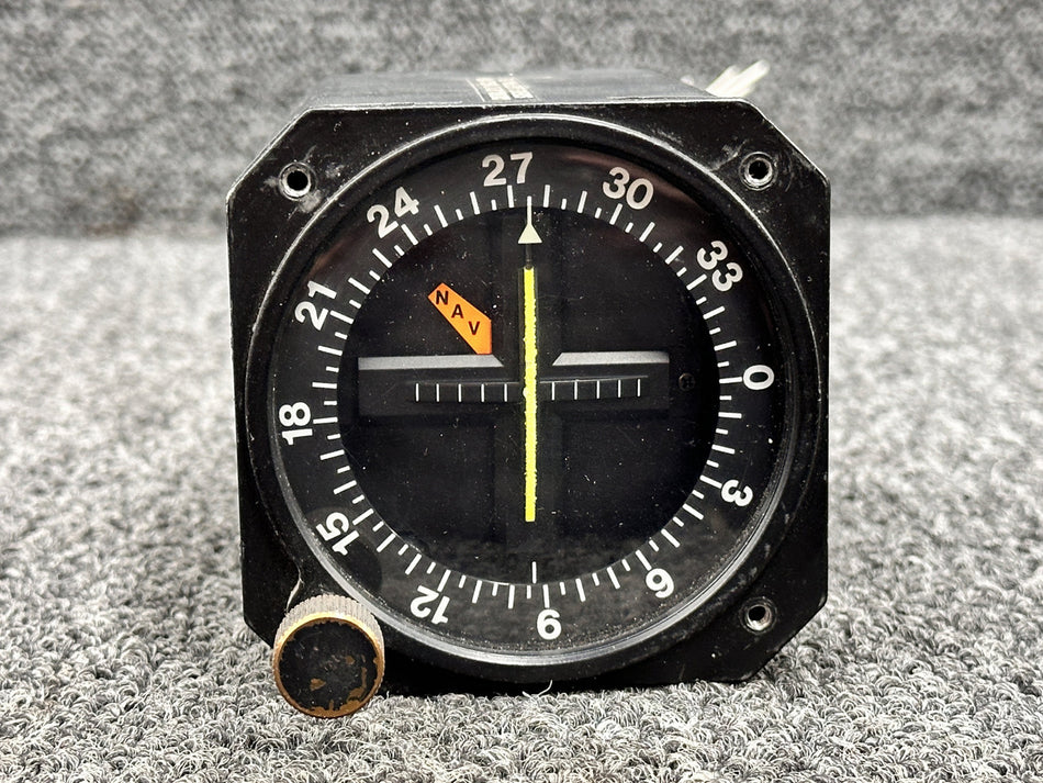 ID-824 Narco Avionics VOR-LOC Localizer Indicator (Broken Seal)