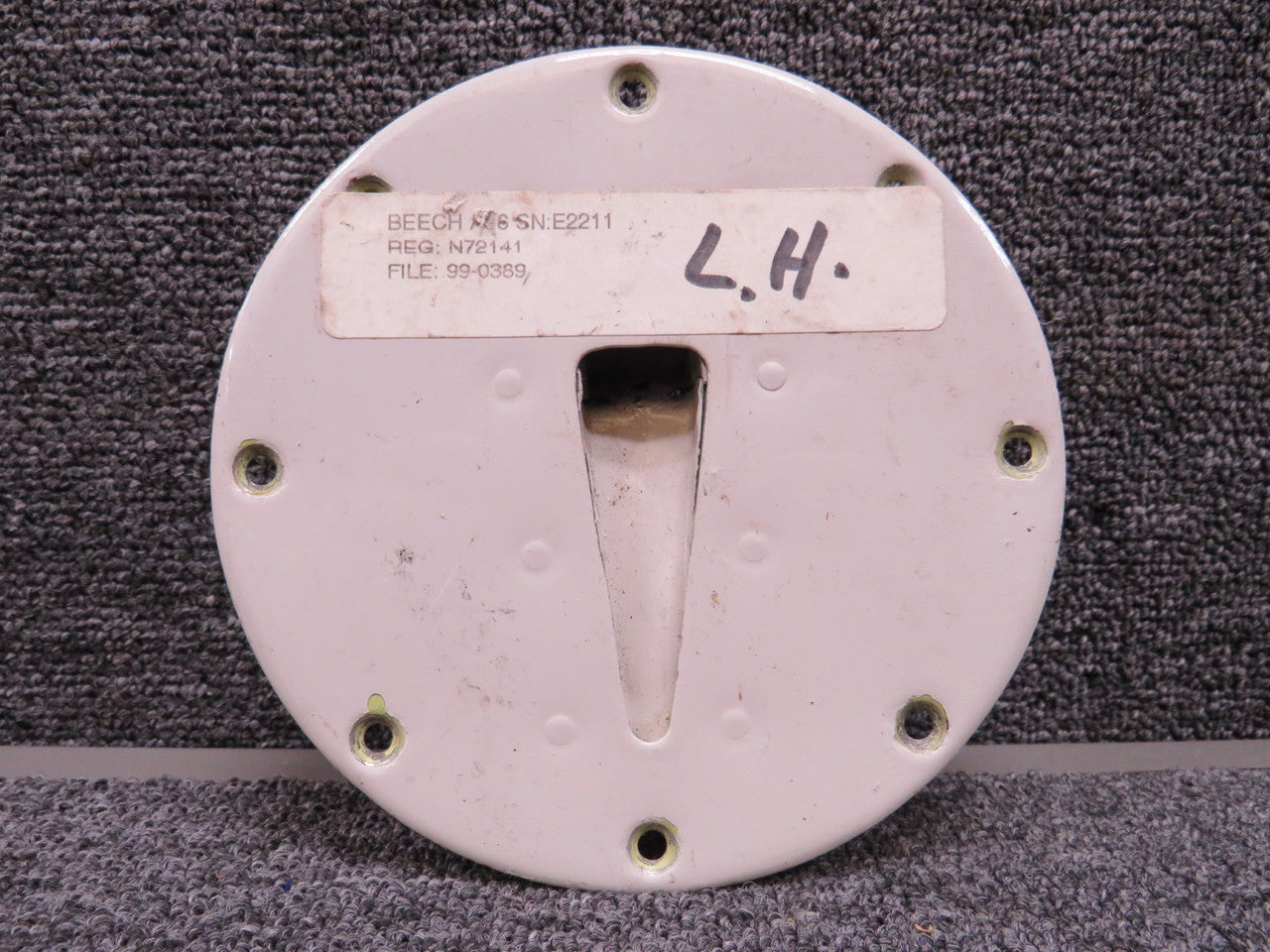 771-2650-2 Beechcraft A36 Vent Assembly RH (Cracked Plastic) – BAS