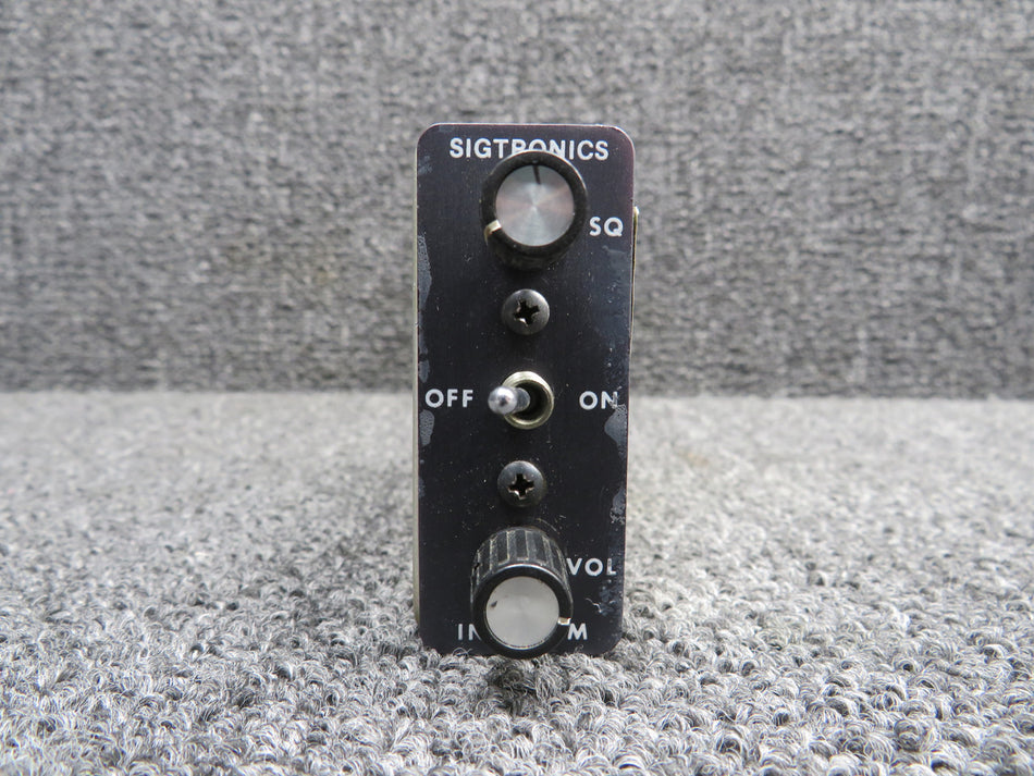 SPA-400 Sigtronics Panel Mounted Intercom (Volts: 12-24) (Case Dented)