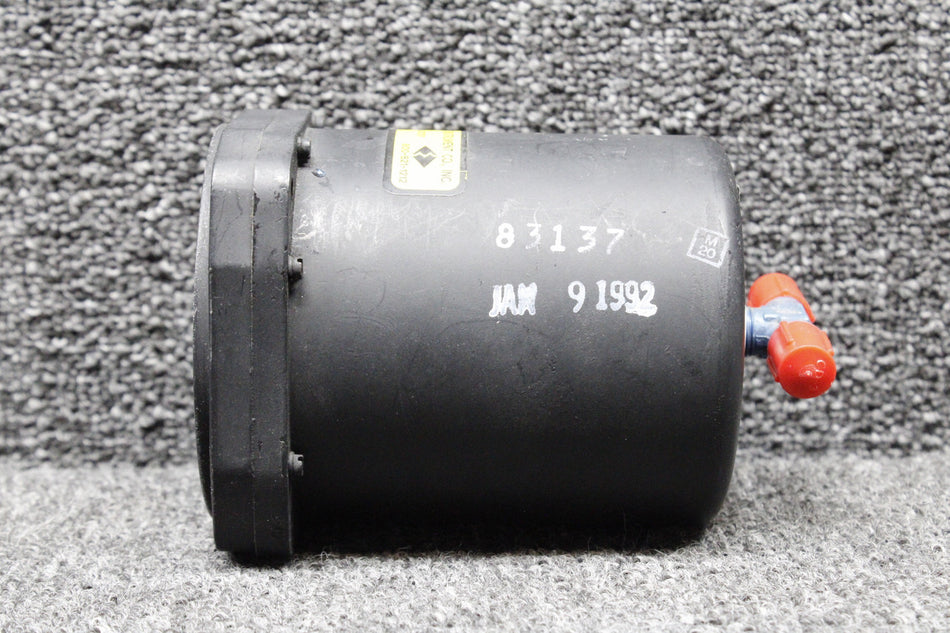 22-204-02-A (Alt: 50-384073) Garwin Inc Vertical Speed Indicator
